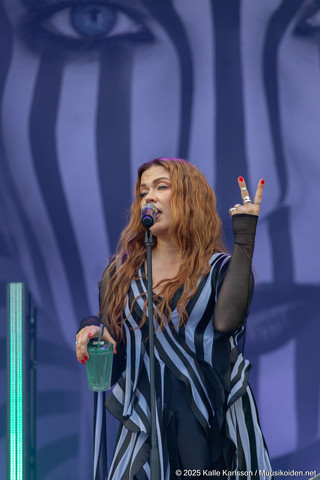 Jenni Vartiainen | Jenni Vartiainen Ruisrockissa 2025